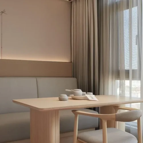 Business King Room Riverview With Balcony