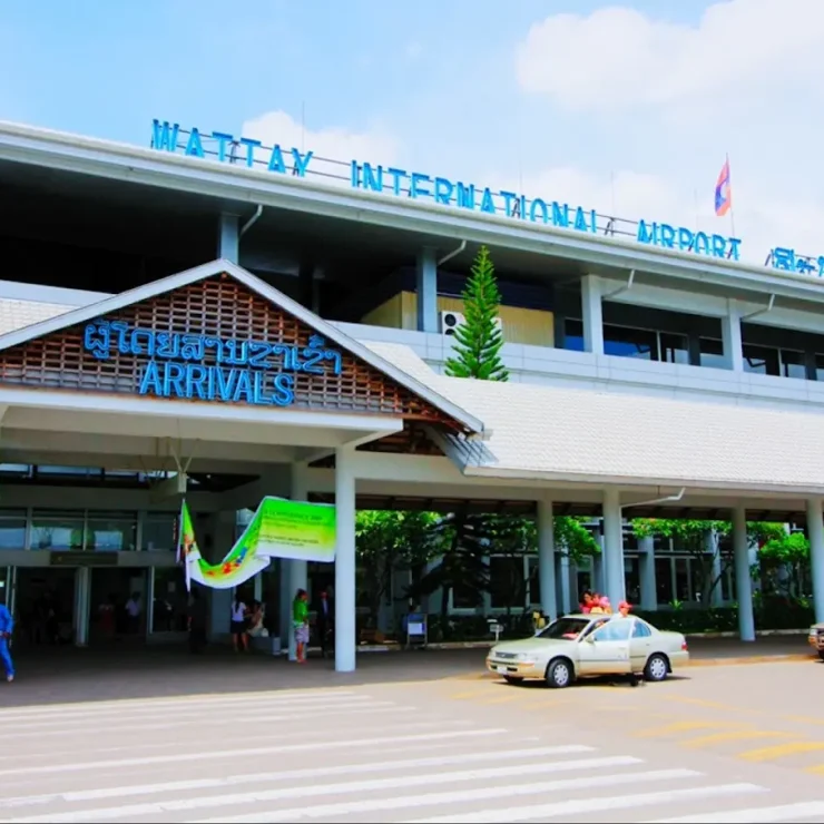 ✈️ 终极抵达指南：从瓦岱国际机场前往万象湄公河畔JI酒店🇱🇦